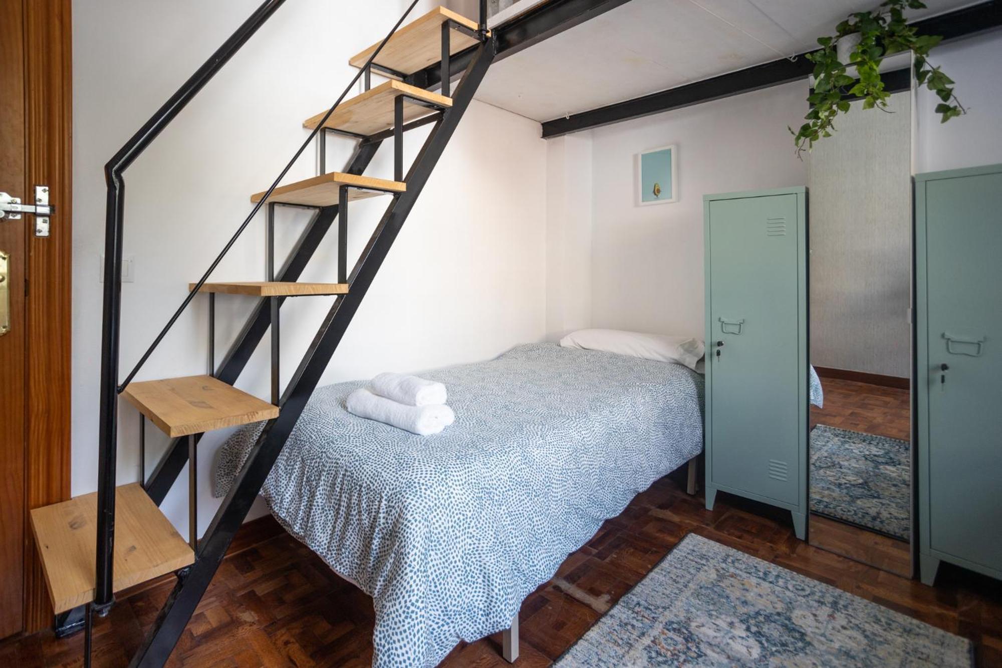 Naim Guest House Malaga Centro Dış mekan fotoğraf