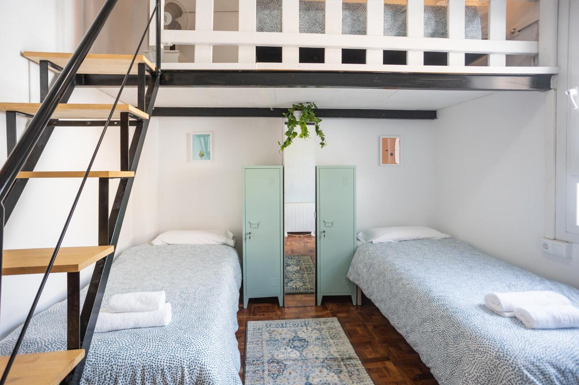Naim Guest House Malaga Centro Dış mekan fotoğraf