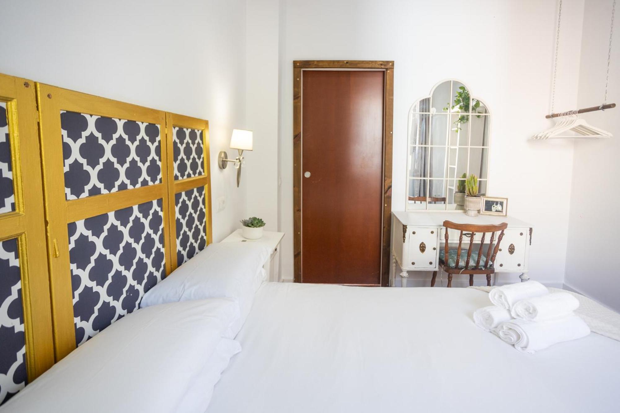 Naim Guest House Malaga Centro Dış mekan fotoğraf